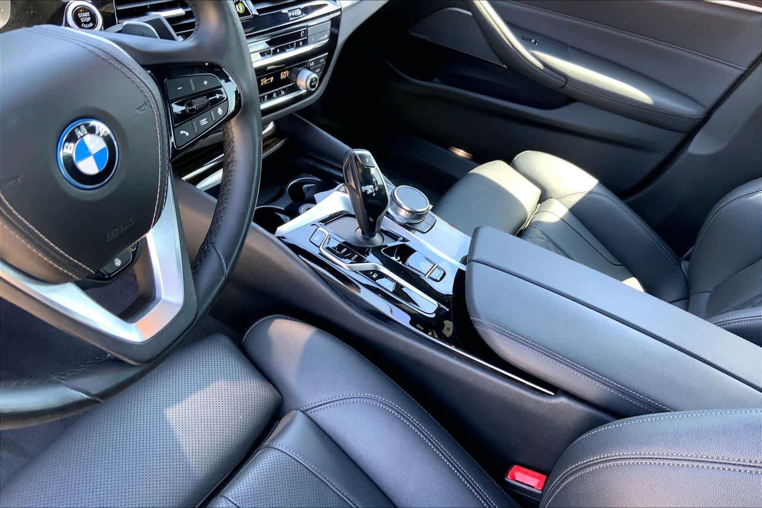 Used 2023 BMW 530e xDrive AWD/4WD image 17
