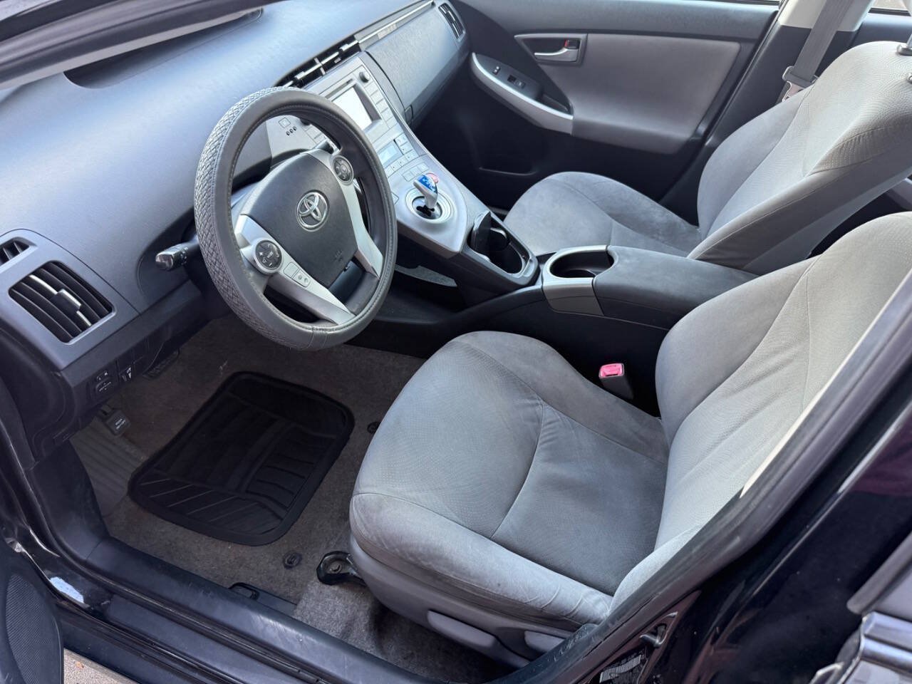 Used 2013 Toyota Prius Two FWD image 33
