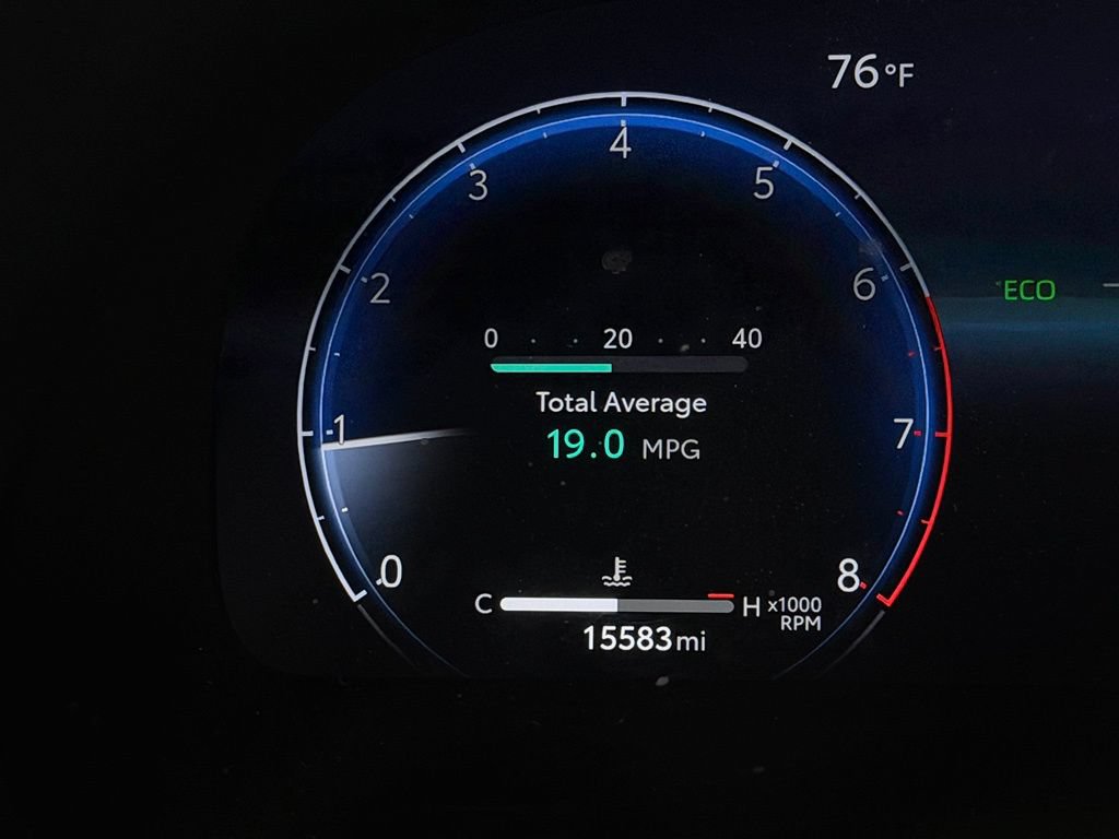 Used 2024 Toyota Highlander Platinum FWD image 17