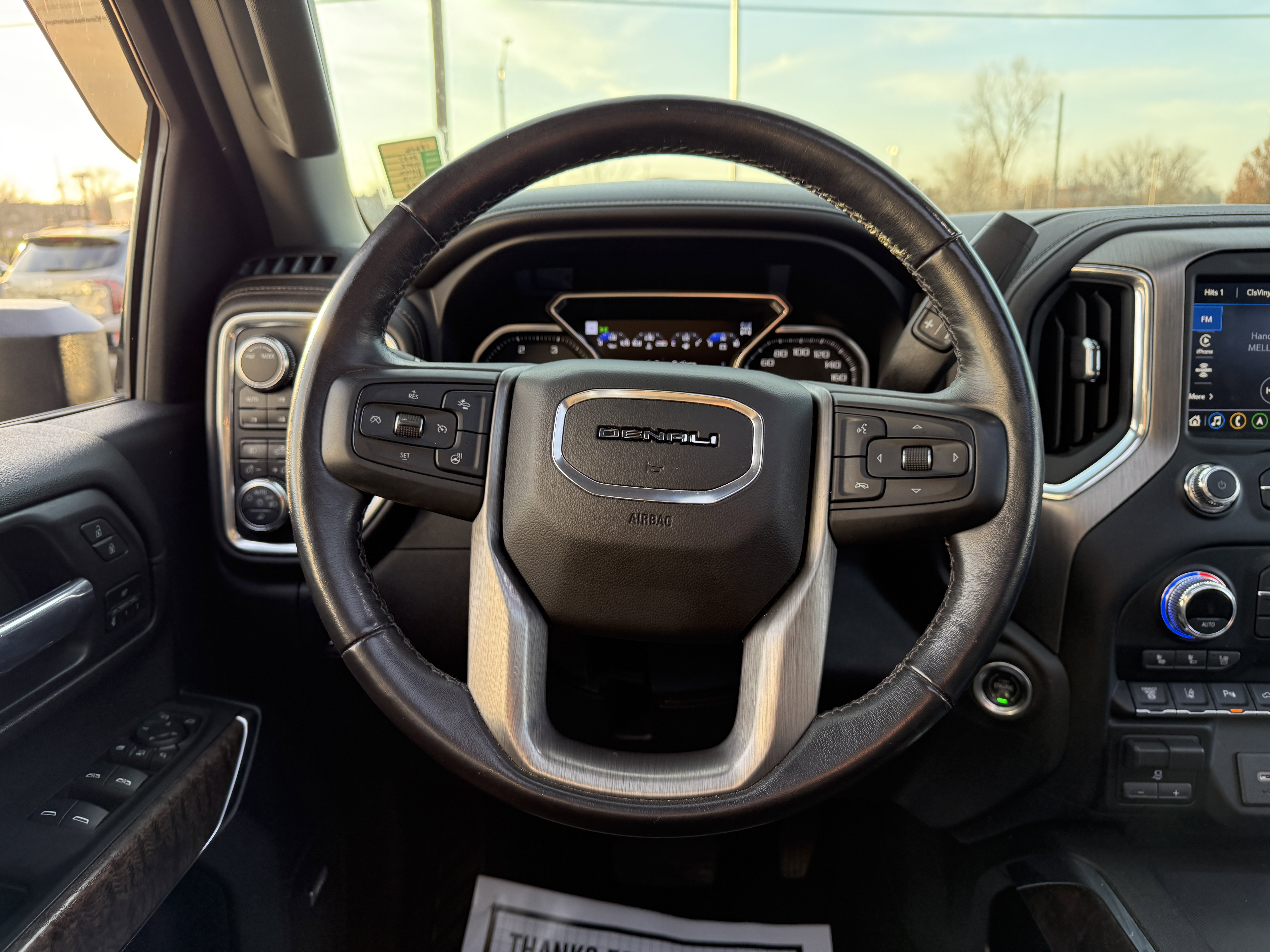 Used 2021 GMC Sierra 2500 Denali w/ Denali Black Diamond Edition image 15