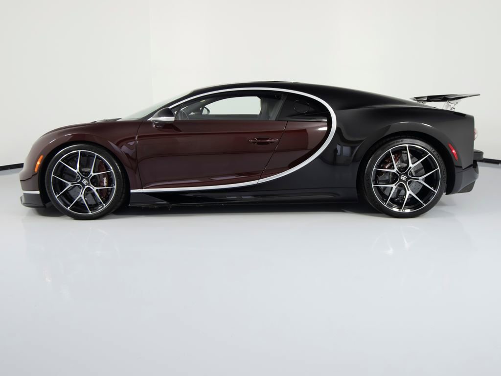 Used 2019 Bugatti Chiron image 16
