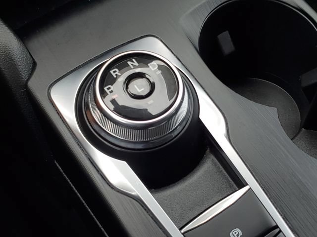 Used 2024 Ford Escape Platinum AWD/4WD image 32
