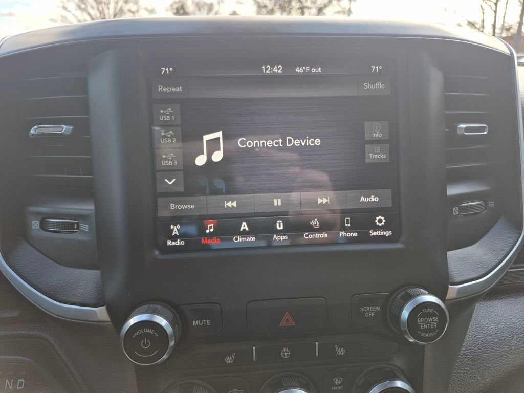 Used 2020 RAM 1500 Big Horn image 18