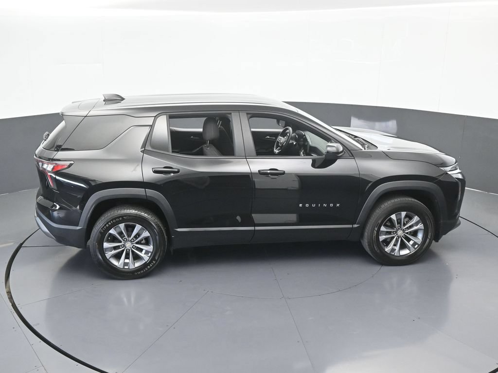 Used 2026 Chevrolet Equinox LT FWD image 47