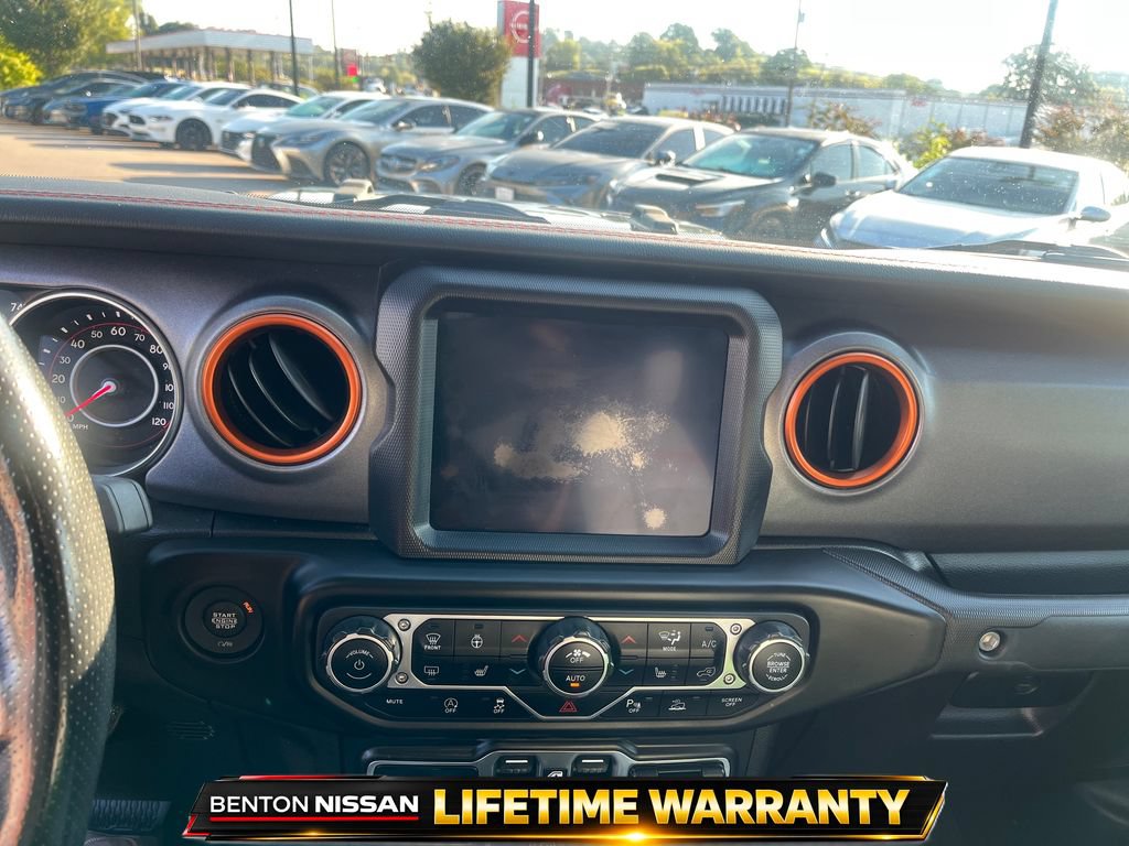 Used 2020 Jeep Gladiator Mojave AWD/4WD image 17
