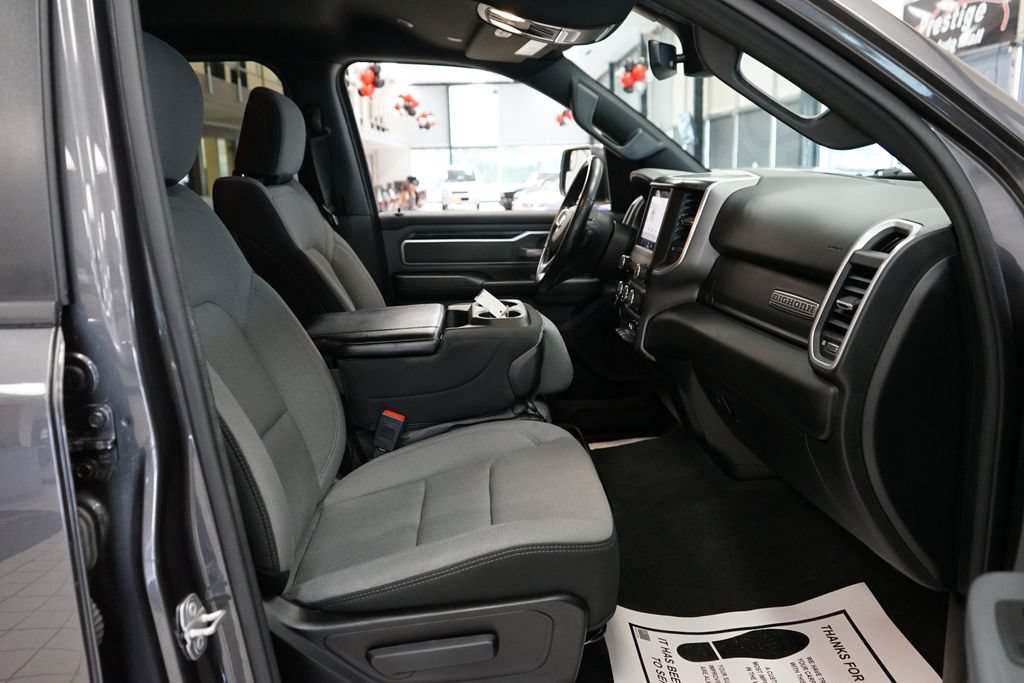 Used 2022 RAM 1500 Big Horn AWD/4WD image 42