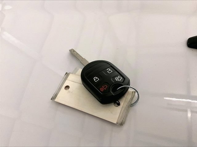 Used 2019 Ford Fiesta SE w/ Cold Weather Package FWD image 9