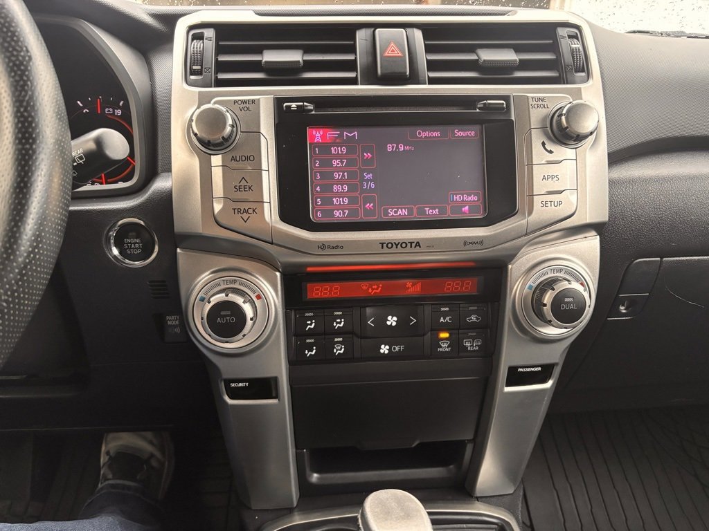 Used 2013 Toyota 4Runner Limited image 25