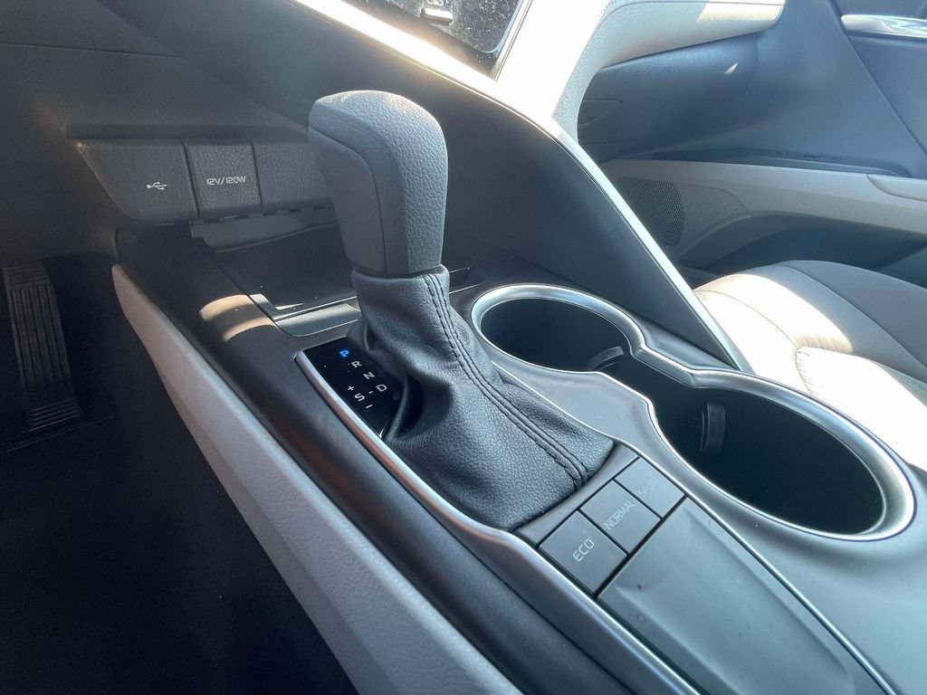 Used 2023 Toyota Camry LE FWD image 32