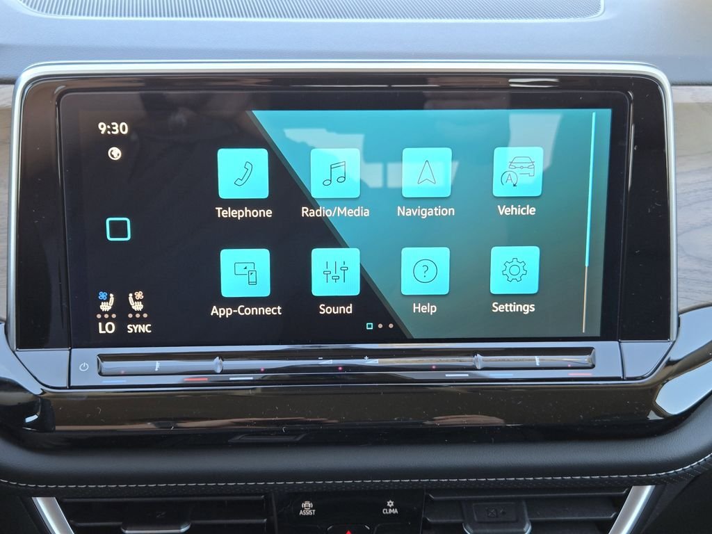 New 2026 Volkswagen Atlas SE FWD image 13