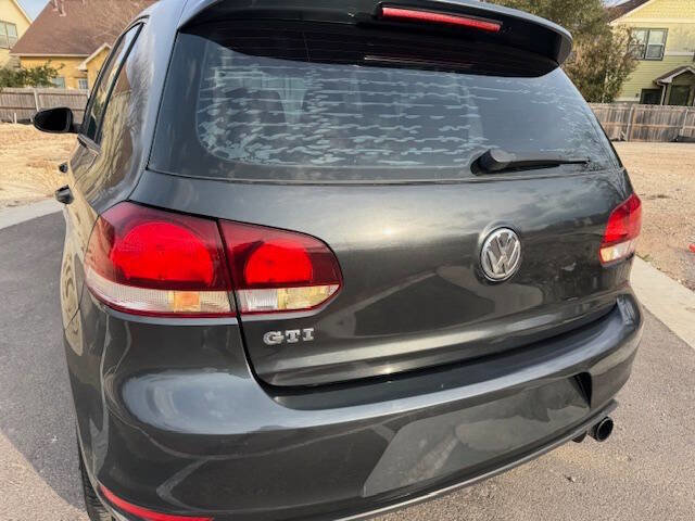 Used 2011 Volkswagen Golf 4-Door image 13
