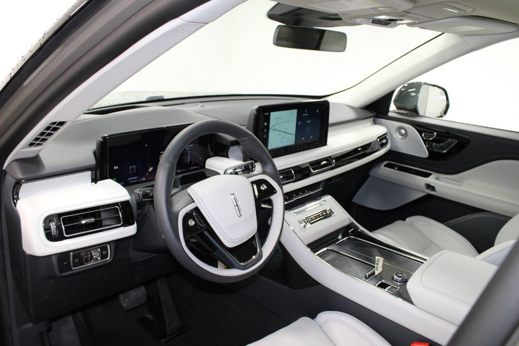 New 2026 Lincoln Aviator Reserve image 23