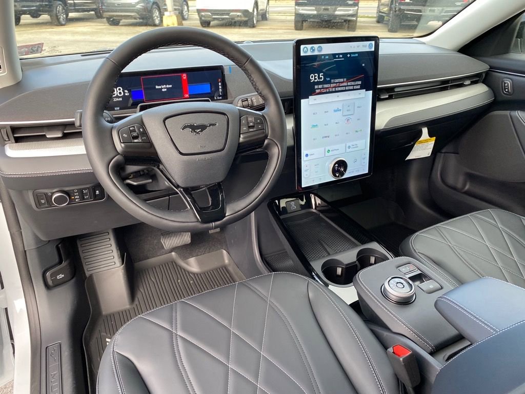 New 2023 Ford Mustang Mach-E Select w/ Comfort Package Lite image 9