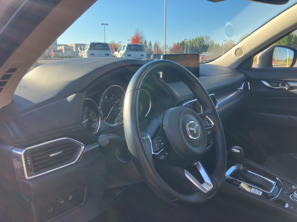 Used 2025 MAZDA CX-5 AWD 2.5 S w/ Preferred Package image 11