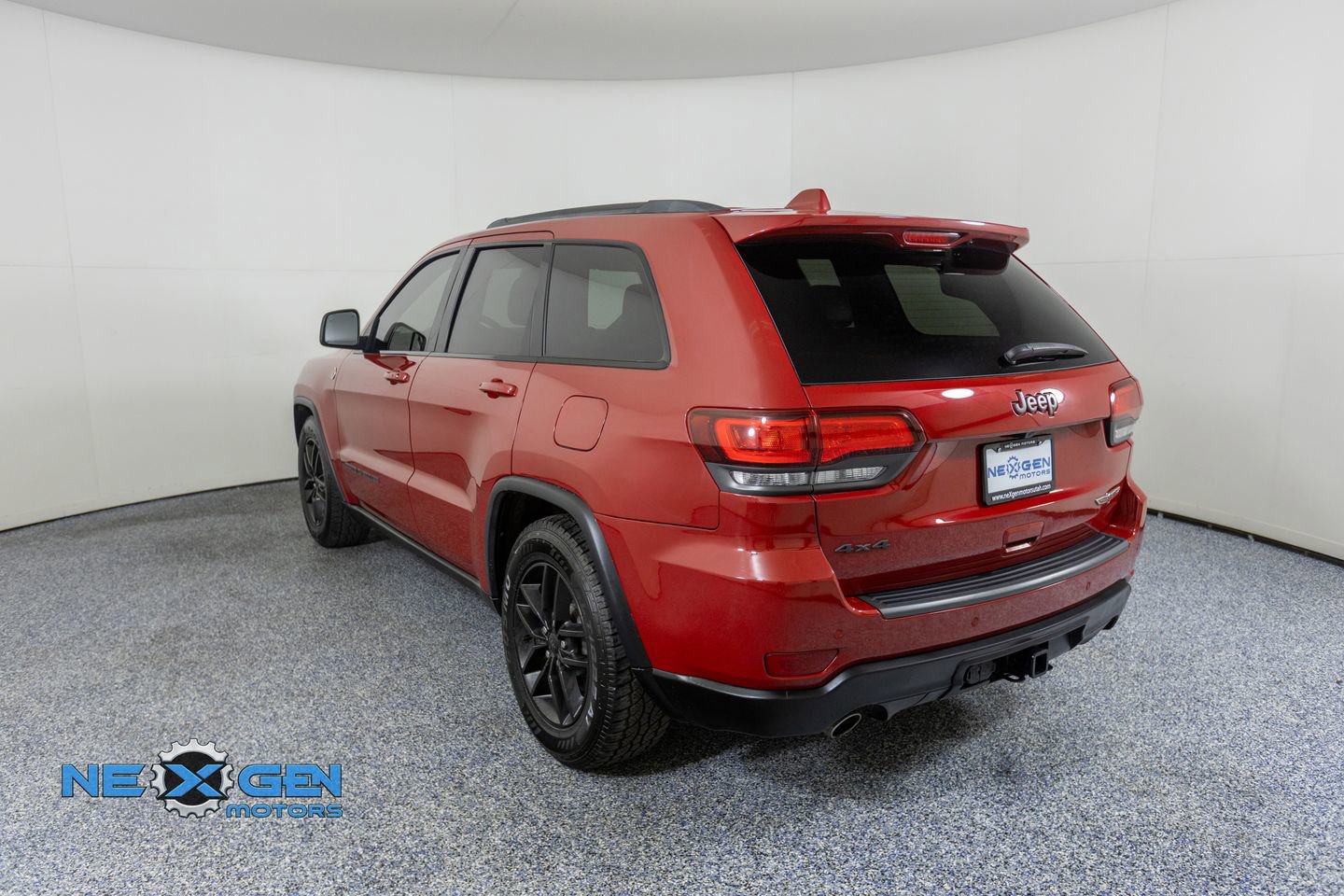Used 2019 Jeep Grand Cherokee Trailhawk image 5