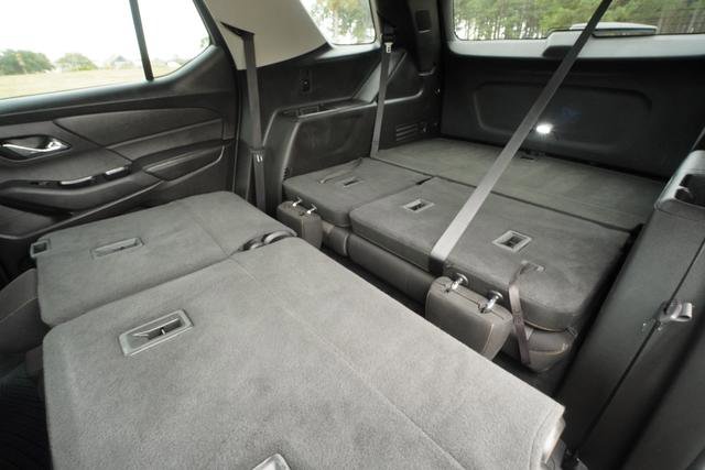 Used 2019 Chevrolet Traverse LS image 29