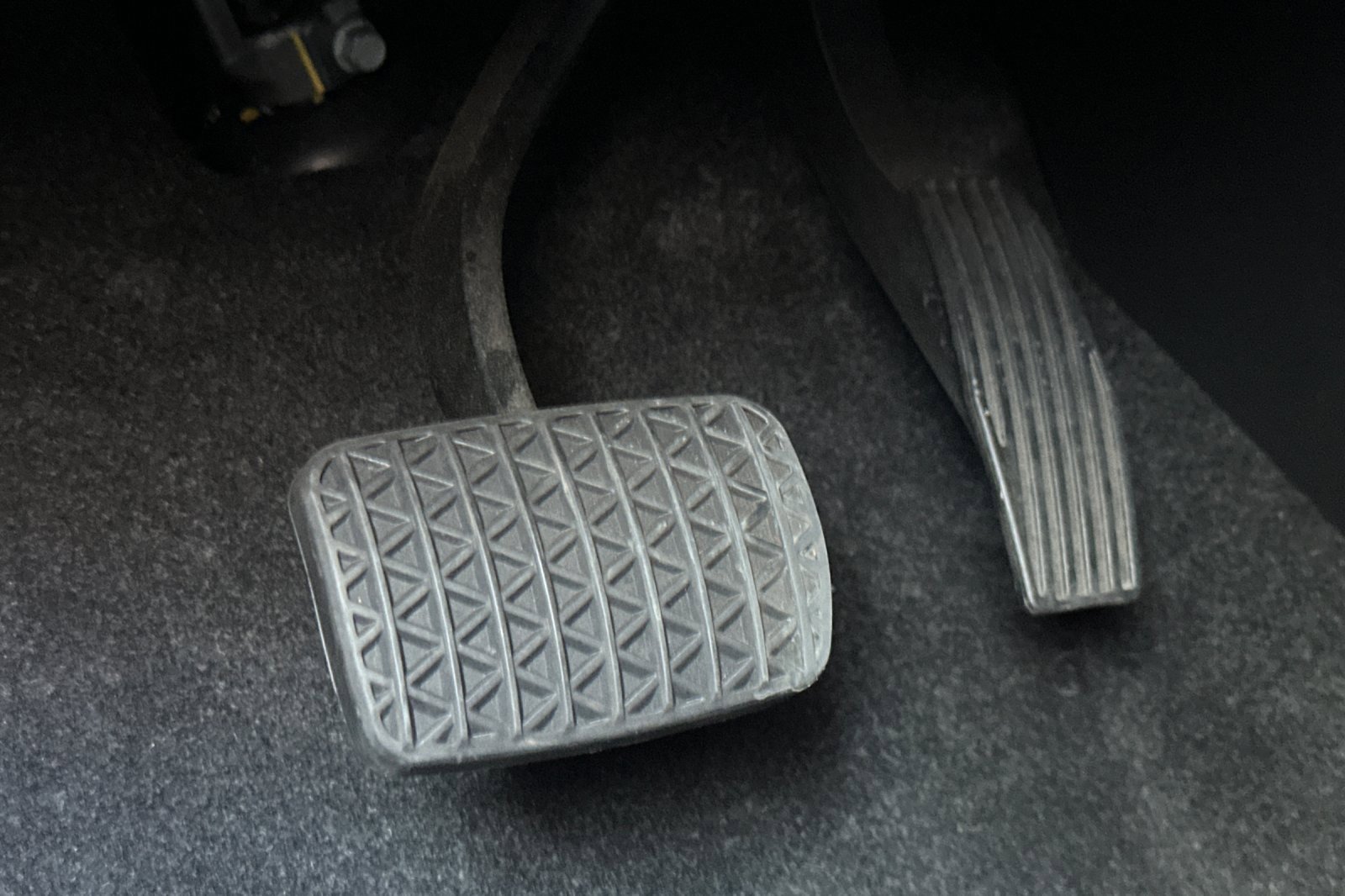 Used 2022 Chevrolet Trax LT w/ LT Convenience Package image 42