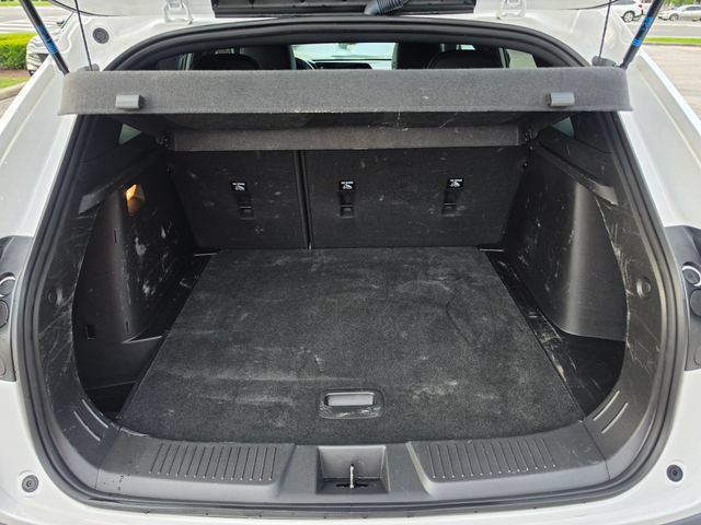 Used 2024 Chevrolet Trax RS w/ Sunroof Package FWD image 15