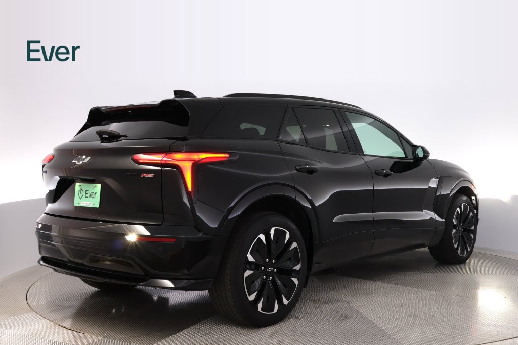 Used 2024 Chevrolet Blazer EV RS AWD/4WD image 3