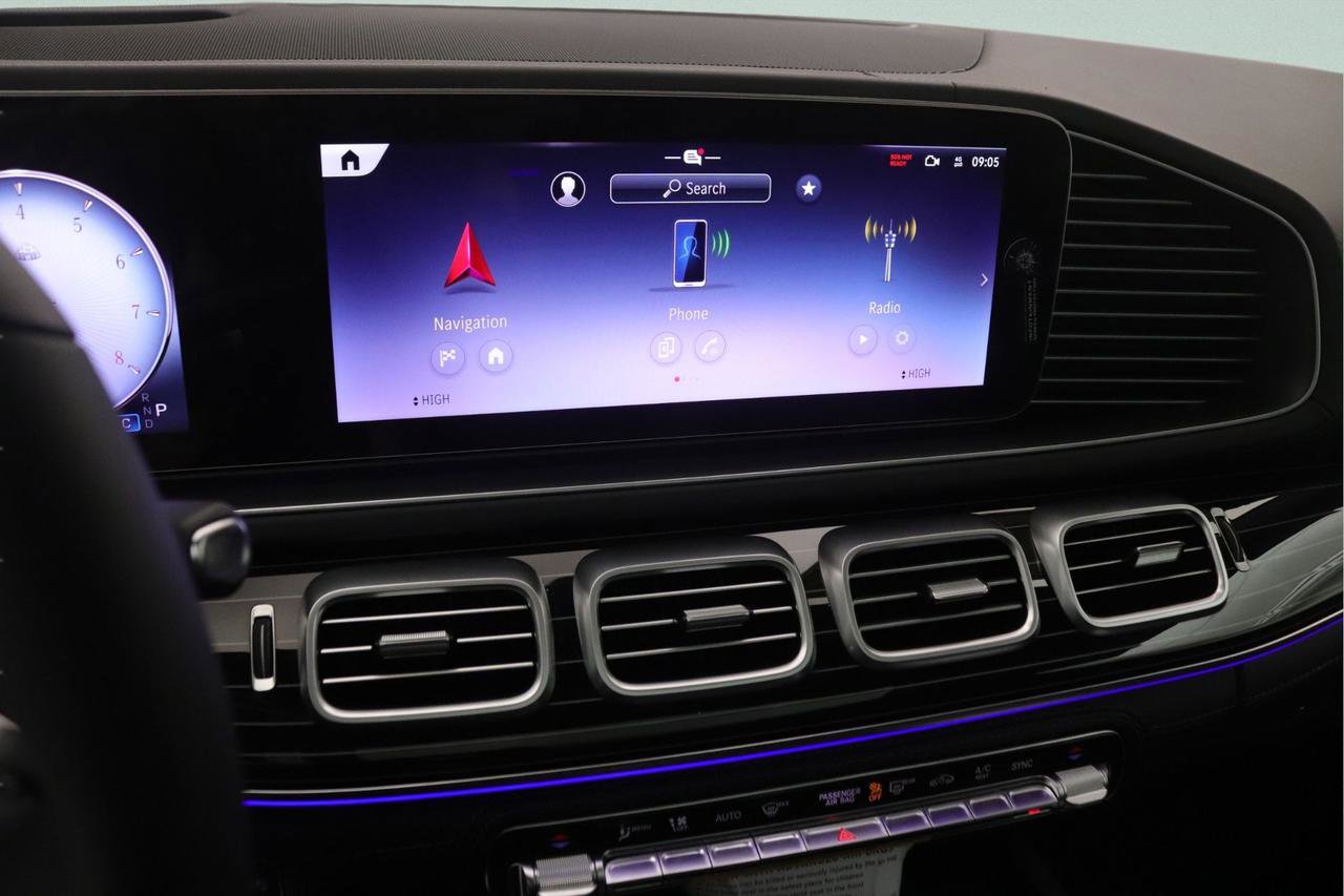 New 2026 Mercedes-Benz Maybach GLS 600 4MATIC image 5