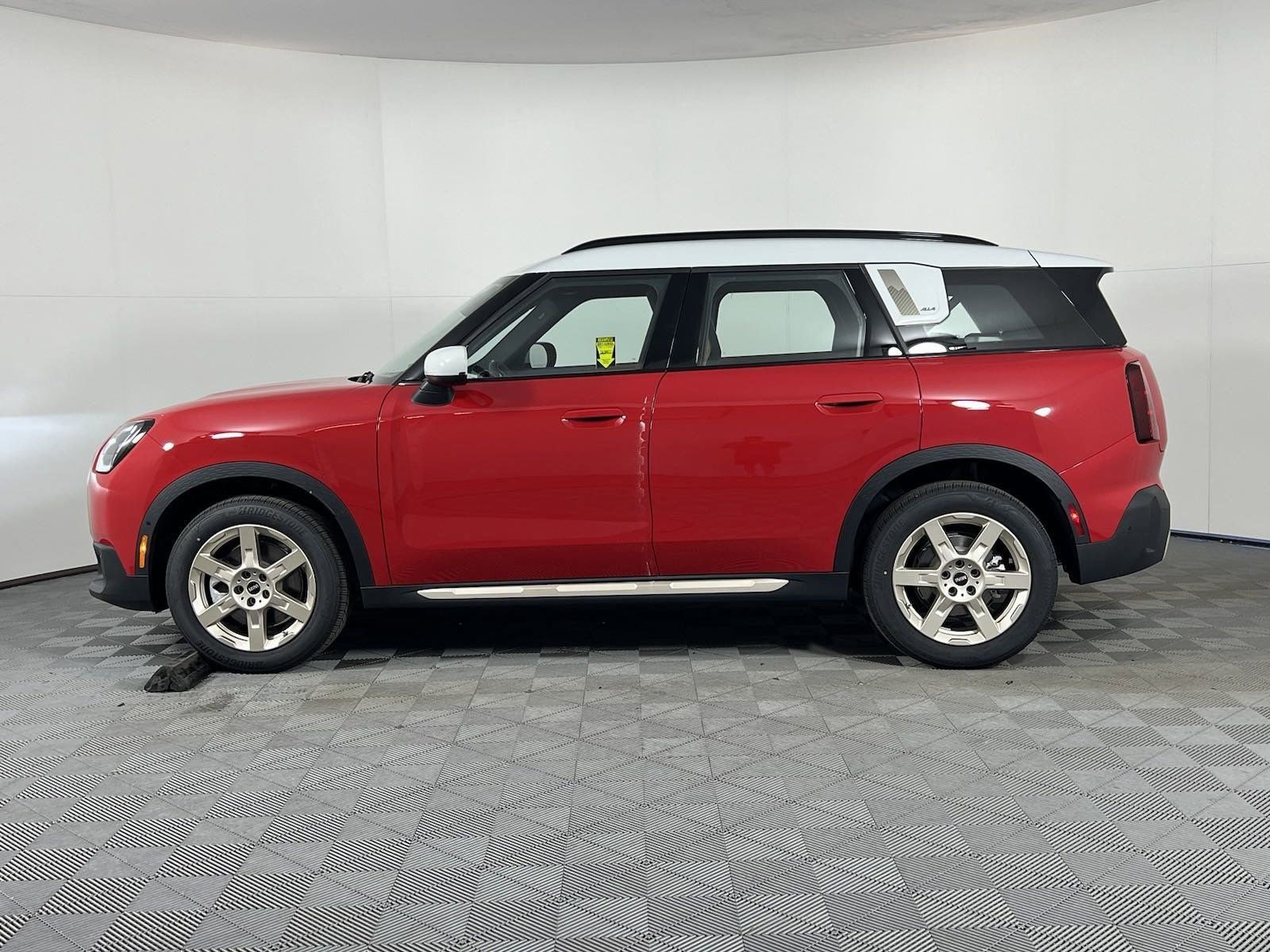 Certified 2025 MINI Cooper Countryman S image 2