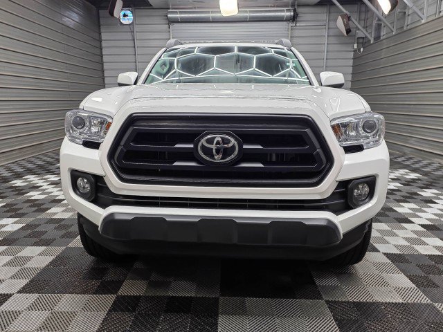 Used 2022 Toyota Tacoma SR AWD/4WD image 3