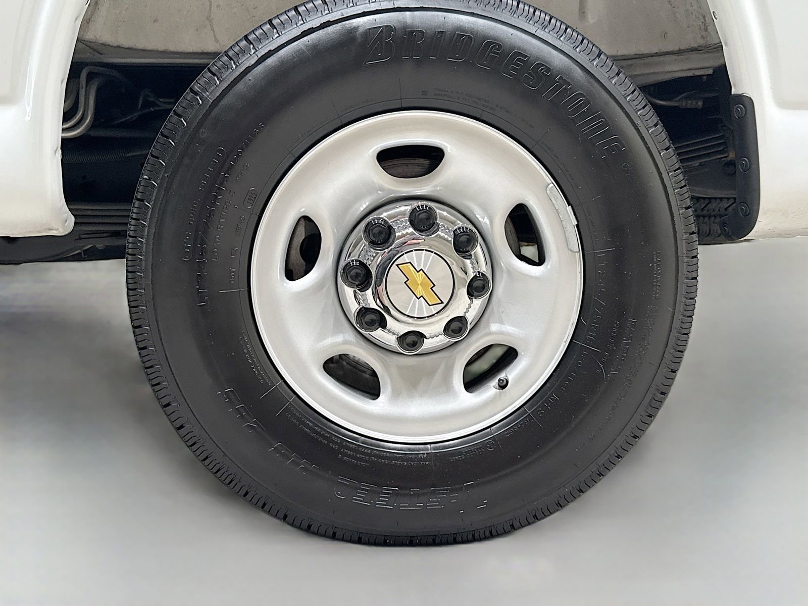Used 2025 Chevrolet Express 3500 LT w/ LT Preferred Equipment Group RWD image 33
