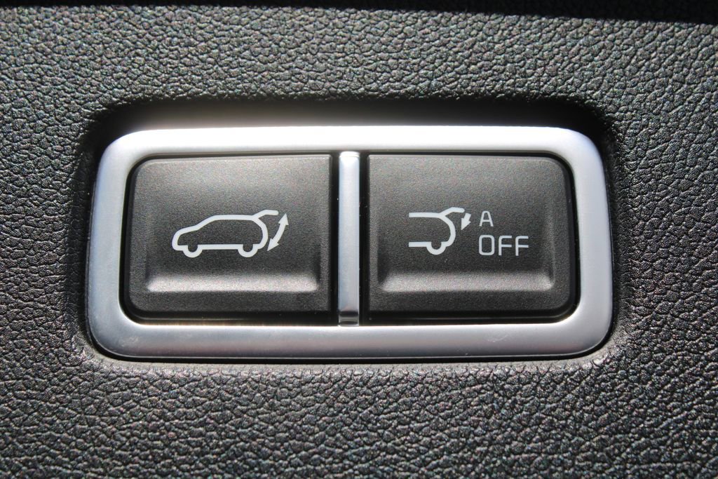 Used 2024 Kia Sorento SX Prestige image 12