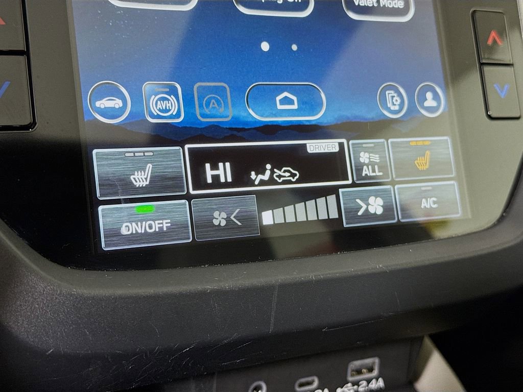 Used 2025 Subaru Forester Premium w/ Convenience Package #1 image 8