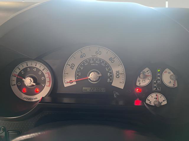 Used 2012 Toyota FJ Cruiser 4WD image 13