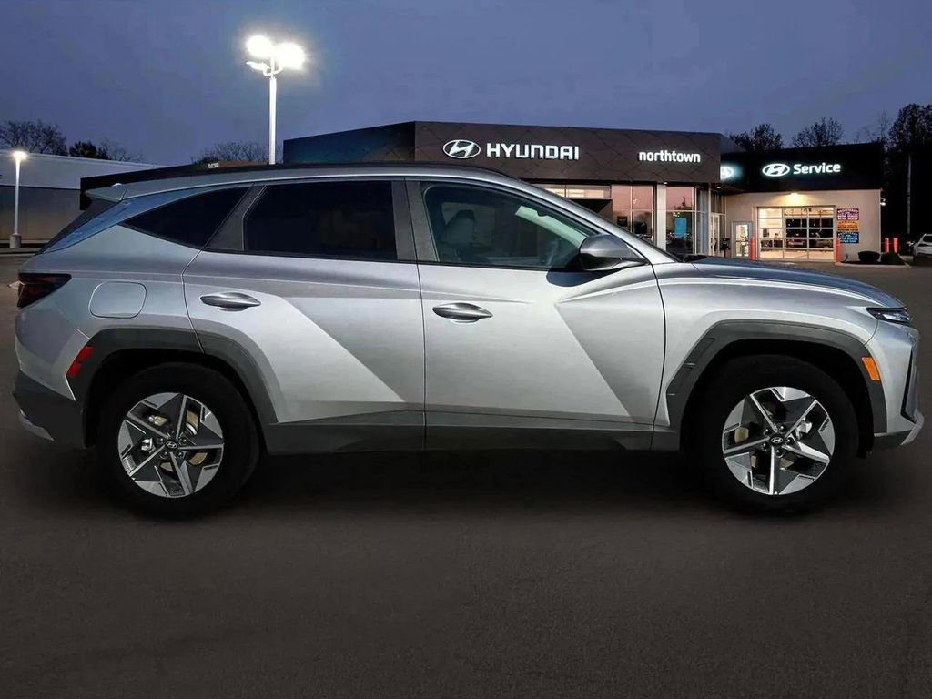 New 2026 Hyundai Tucson SEL image 9