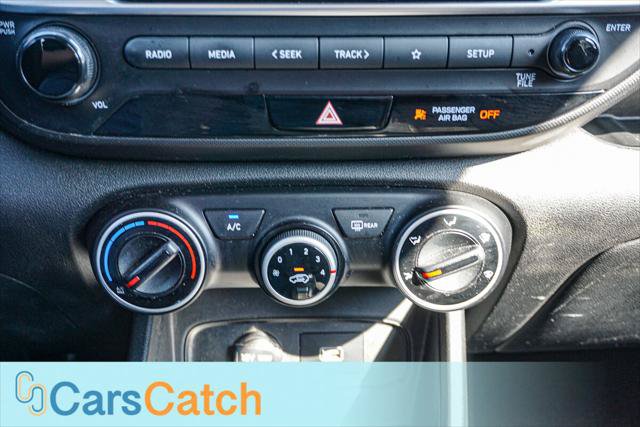 Used 2021 Hyundai Venue SE FWD image 24