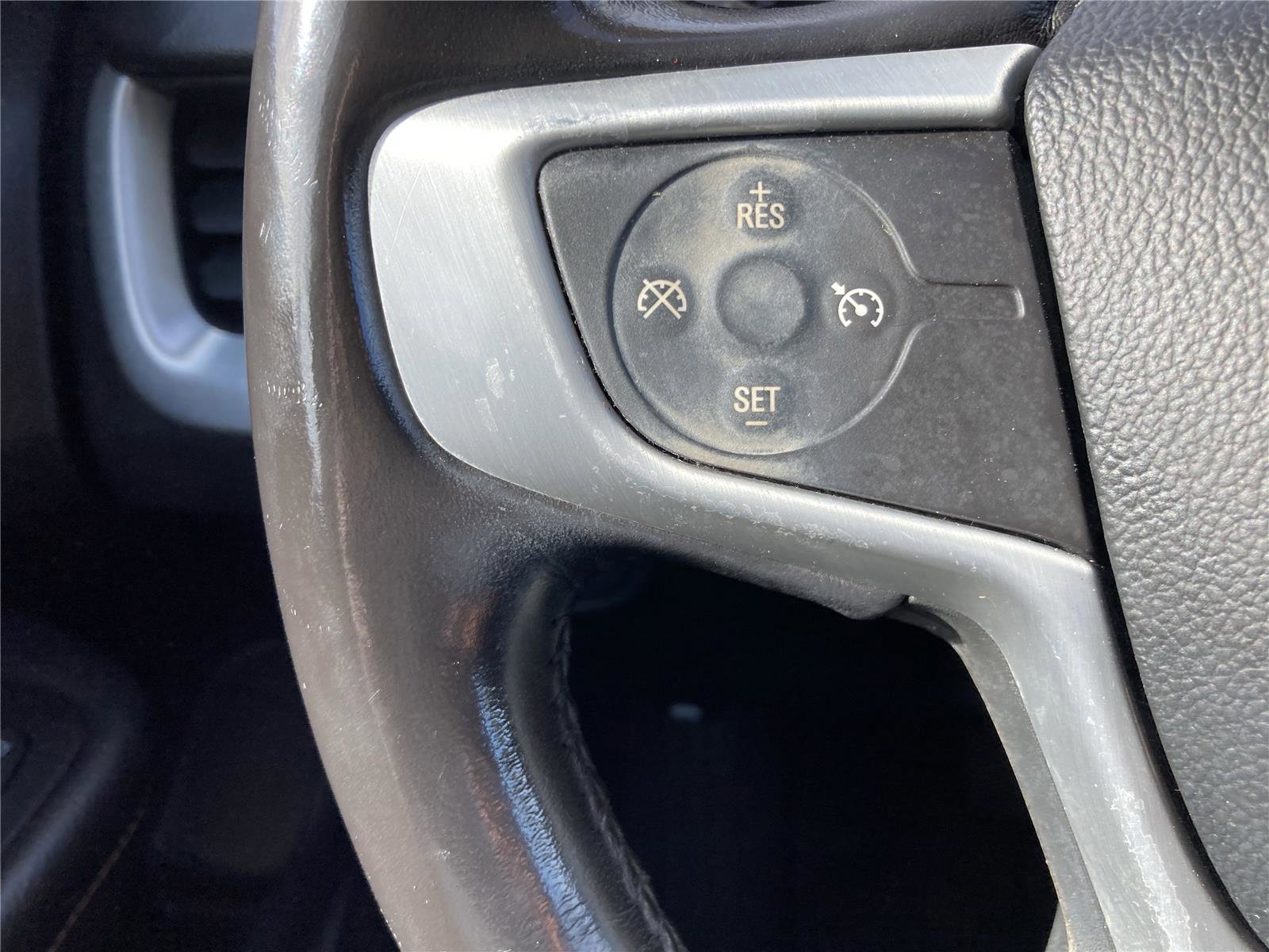 Used 2018 GMC Terrain SLE image 21