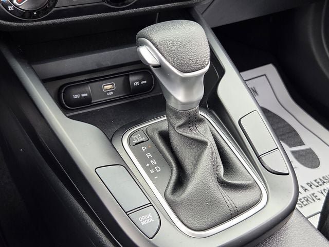 Used 2025 Kia Soul LX w/ LX Technology Package FWD image 22