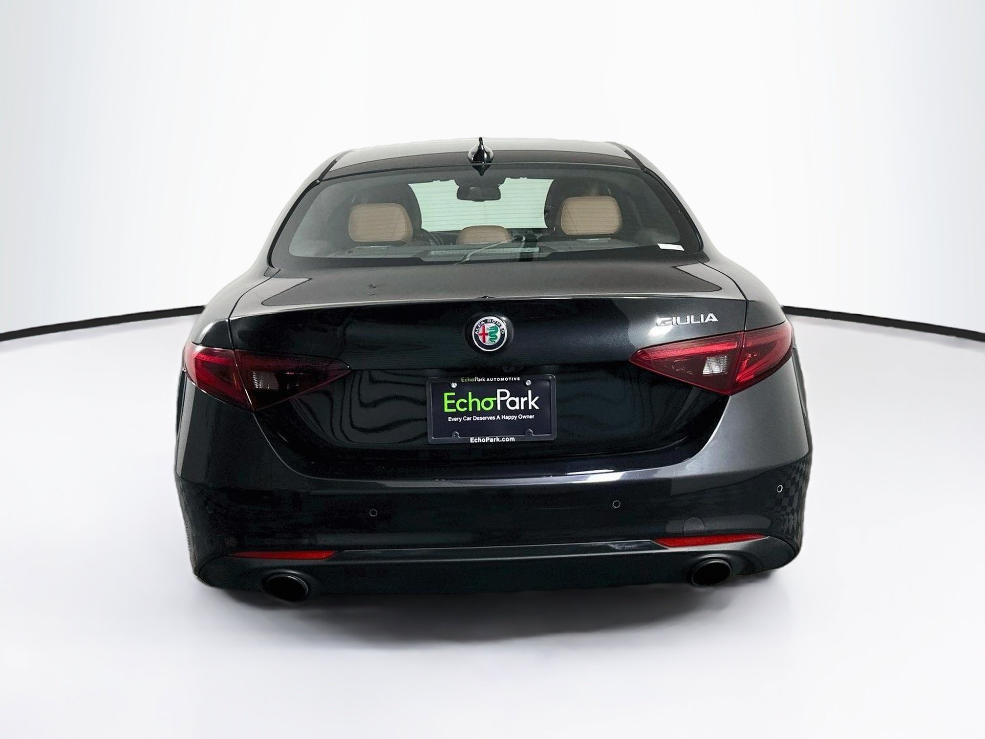 Used 2022 Alfa Romeo Giulia Ti RWD image 7