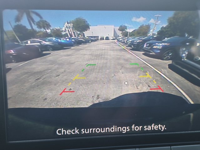 Used 2024 Nissan Rogue SV FWD image 13