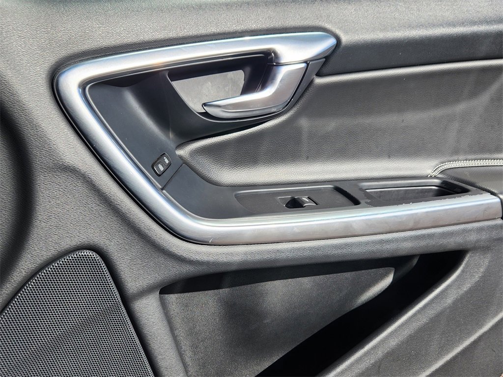 Used 2018 Volvo S60 T5 Dynamic w/ Protection Package image 18