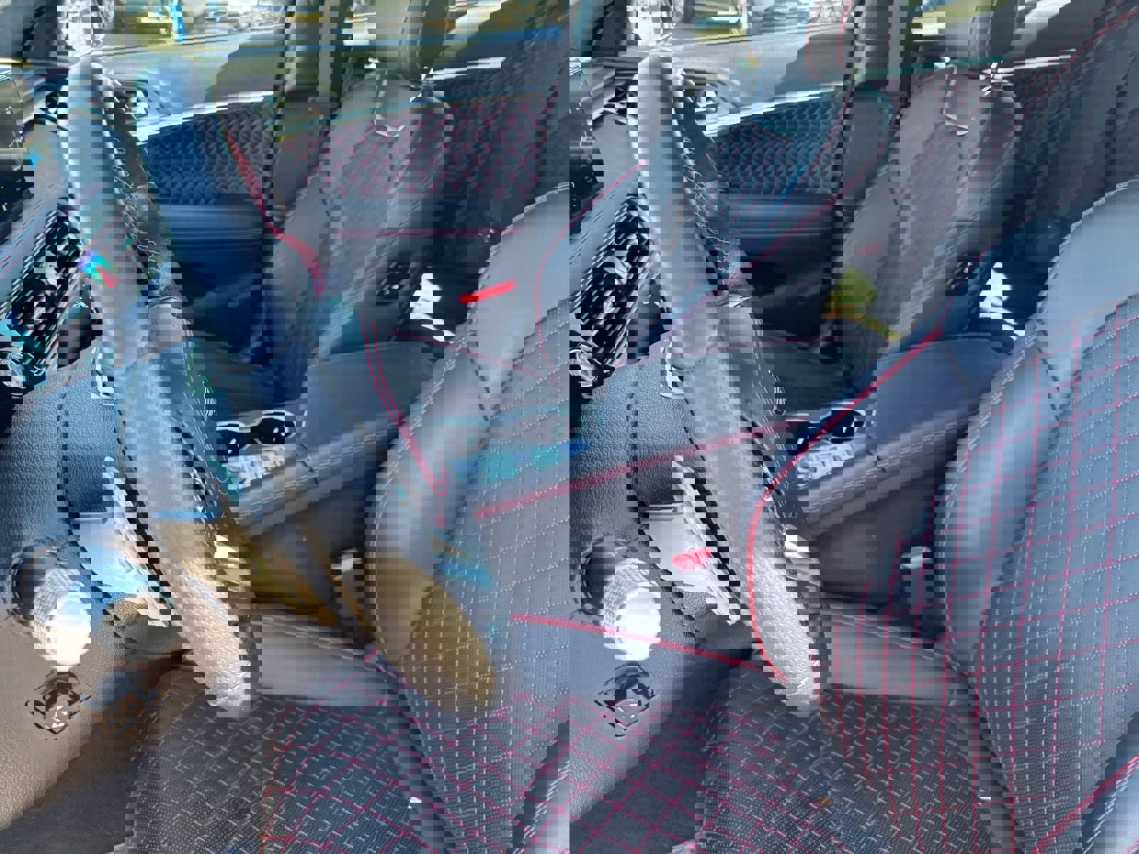 Used 2024 Genesis G70 3.3T Advanced w/ Sport Prestige Package image 23