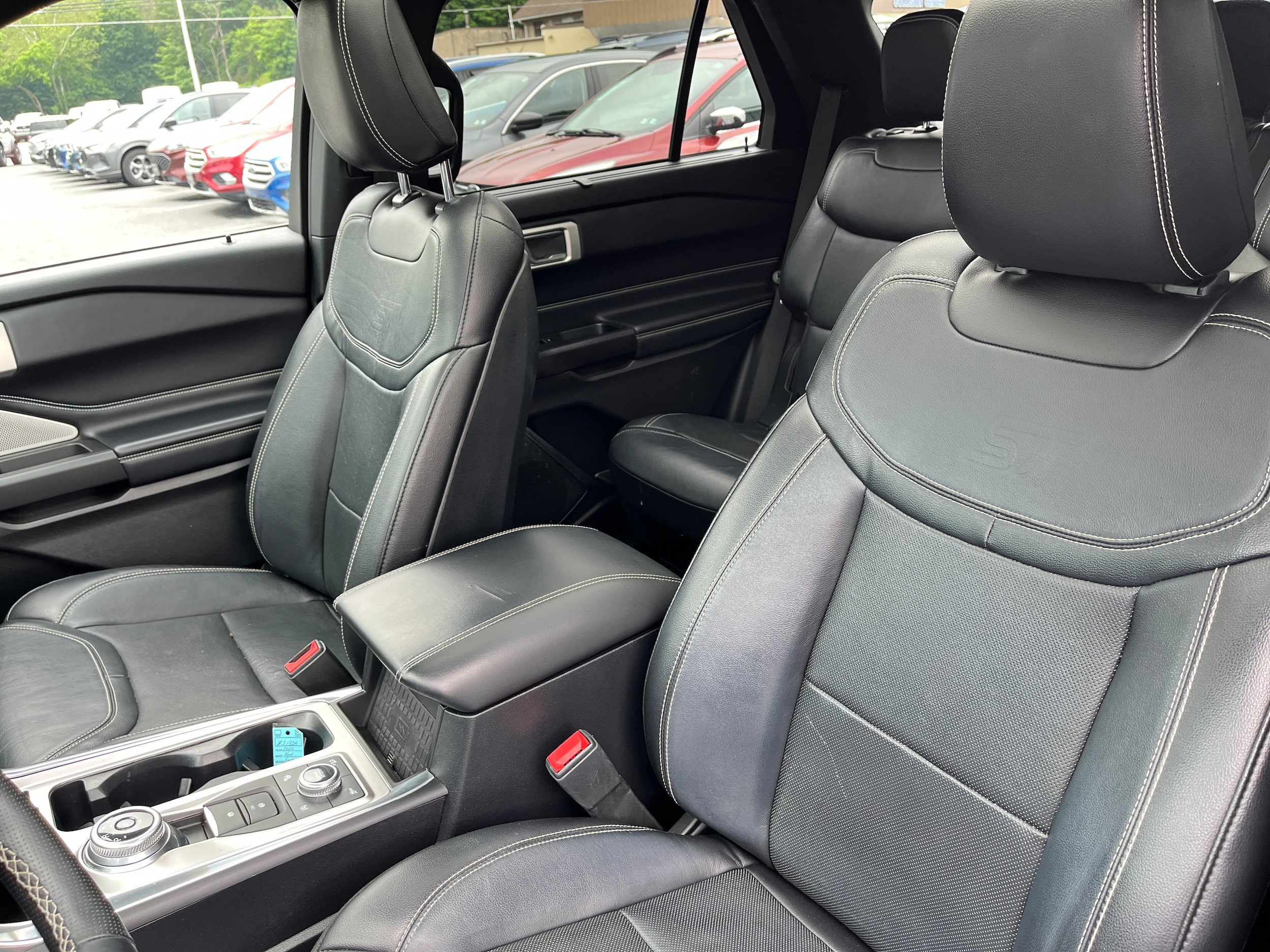 Certified 2020 Ford Explorer ST w/ Premium Technology Package AWD/4WD image 10