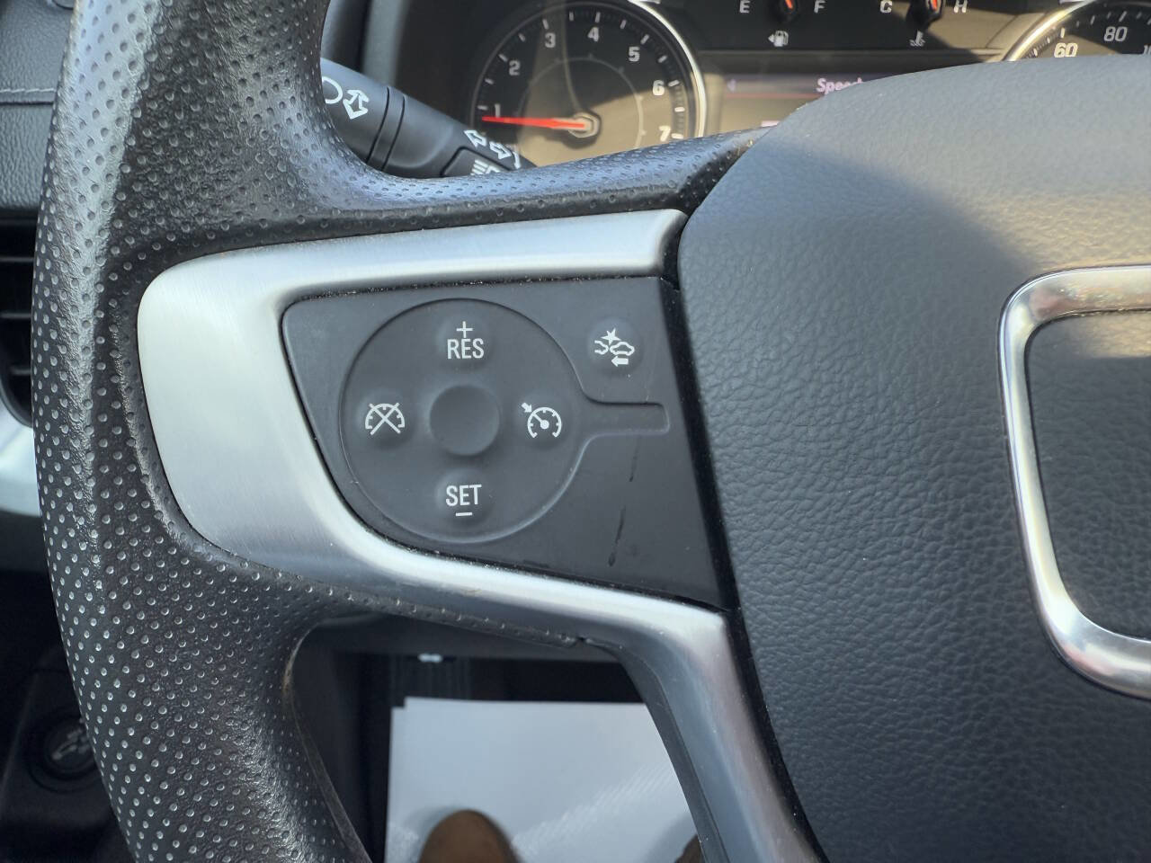 Used 2022 GMC Terrain SLE w/ Driver Convenience Package image 26