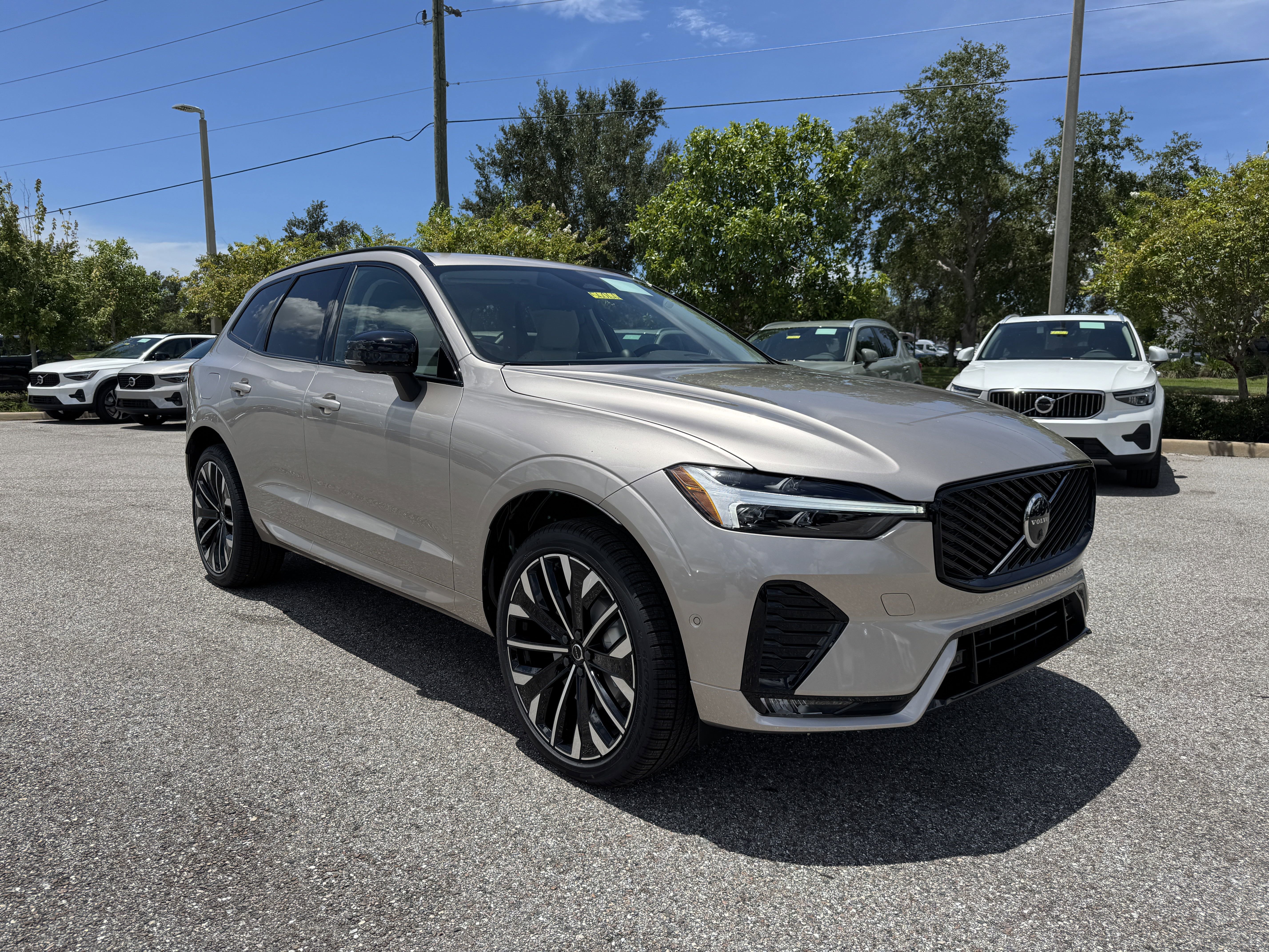 New 2026 Volvo XC60 B5 Ultra w/ Protection Package image 1
