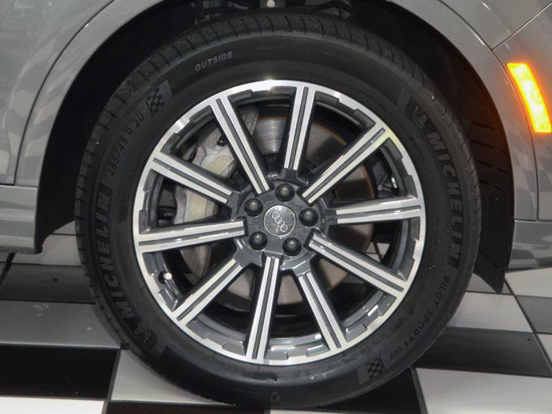 Used 2017 Audi Q7 3.0T Premium Plus AWD/4WD image 14