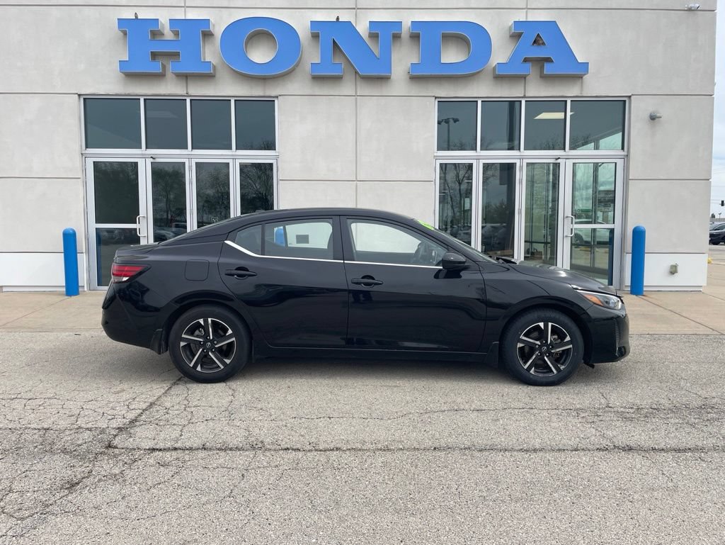 Used 2024 Nissan Sentra SV w/ All-Weather Package FWD image 4