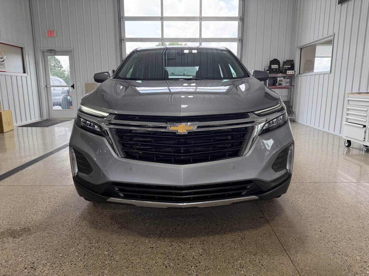 Used 2023 Chevrolet Equinox LT AWD/4WD image 8