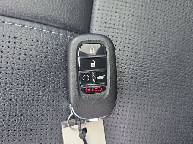 Used 2025 Honda Pilot Elite image 39