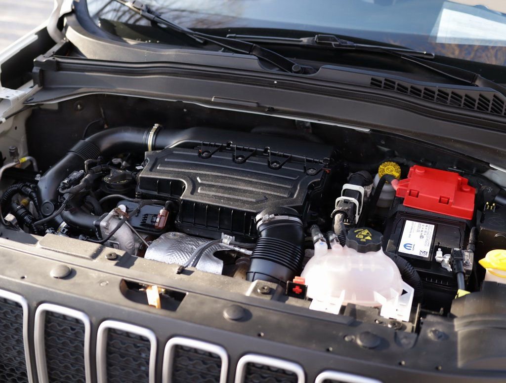 Used 2023 Jeep Renegade Latitude image 31