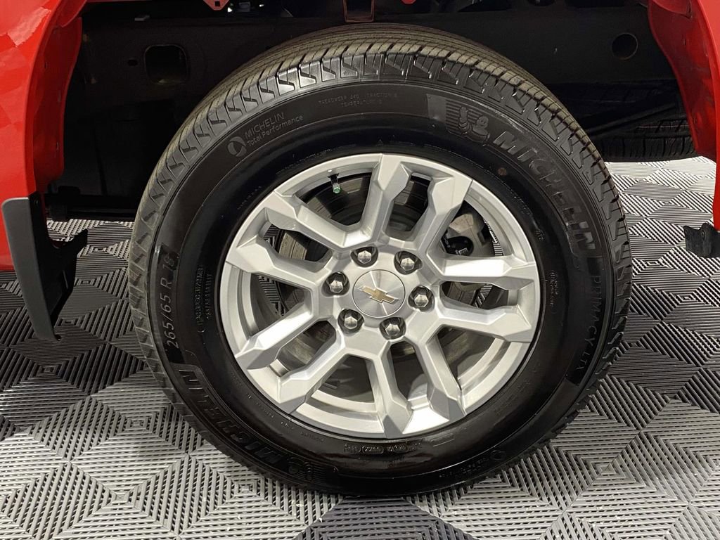 Used 2024 Chevrolet Silverado 1500 LT image 8