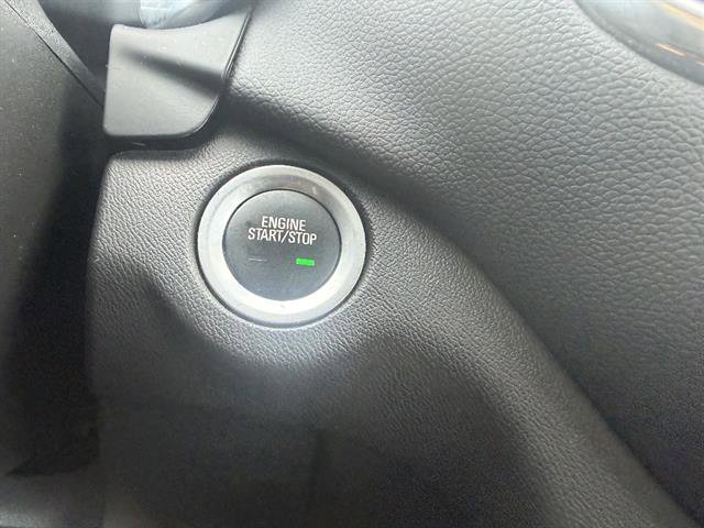 Used 2023 Chevrolet Equinox LT image 41