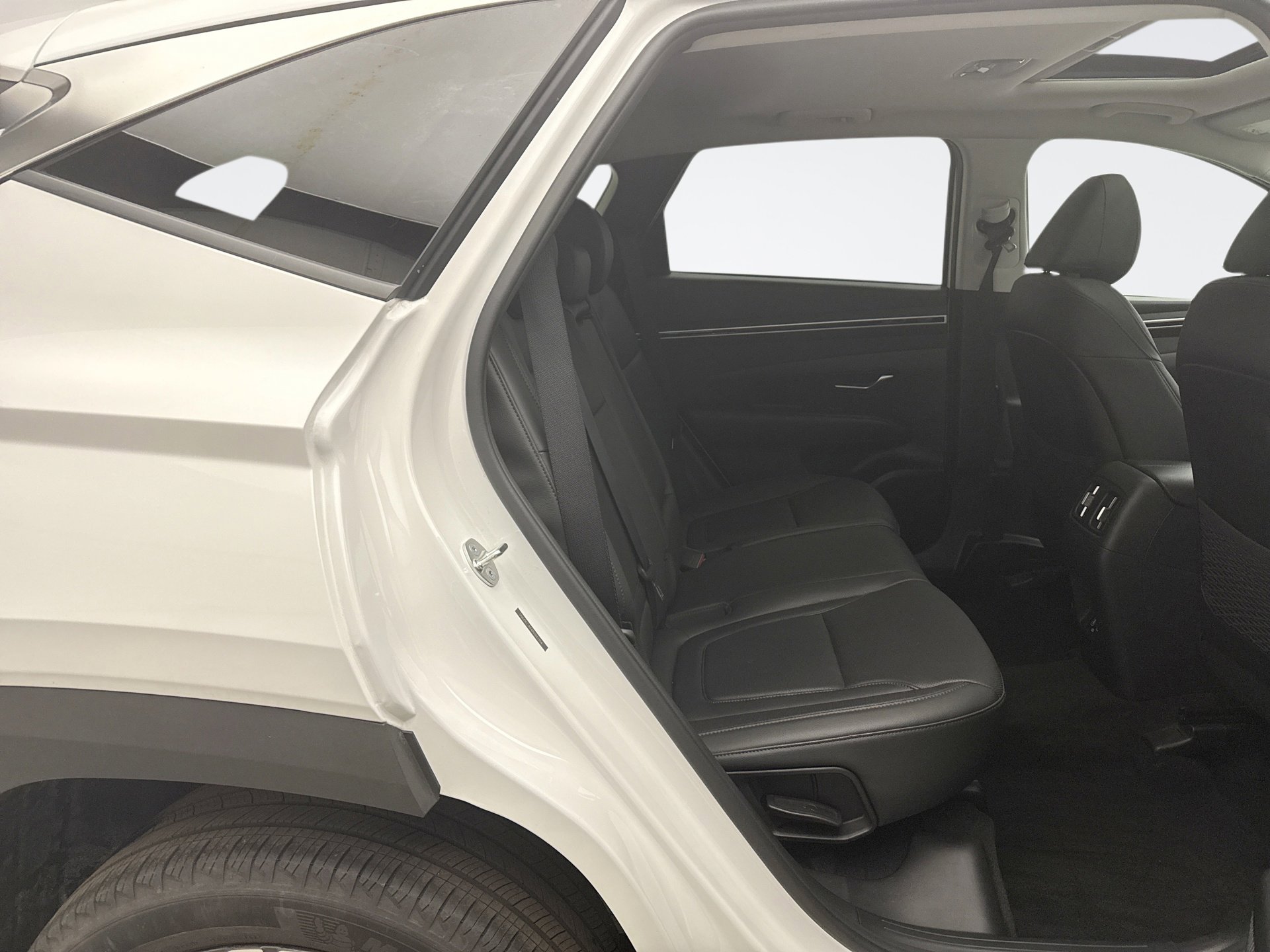 Used 2023 Hyundai Tucson SEL w/ Convenience Package image 19