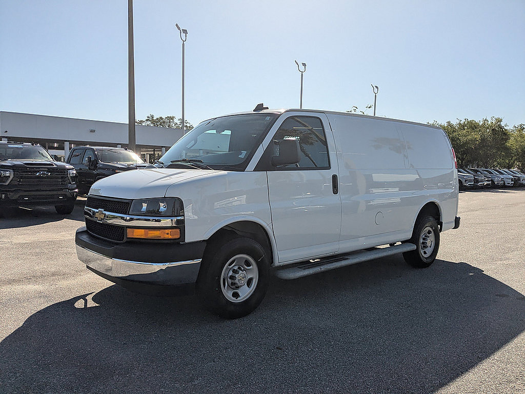 Certified 2024 Chevrolet Express 2500 w/ Driver Convenience Package RWD image 7
